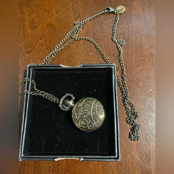 Brass Pocket Watch Necklace with Chain - Picture 3 of 6